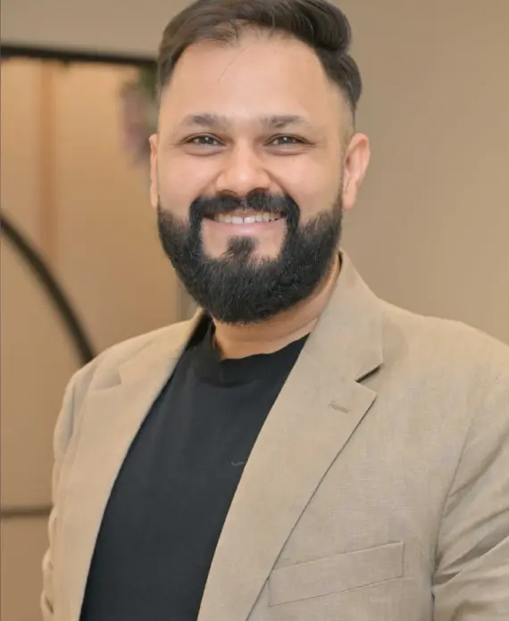 Dr Varun